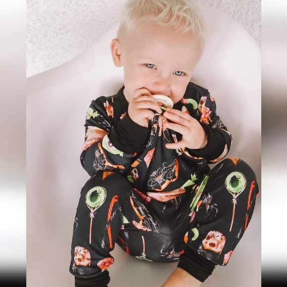 Ready Set Romper Front Opening Long Sleeve Romper in Eye Scream - Picture 4 of 4